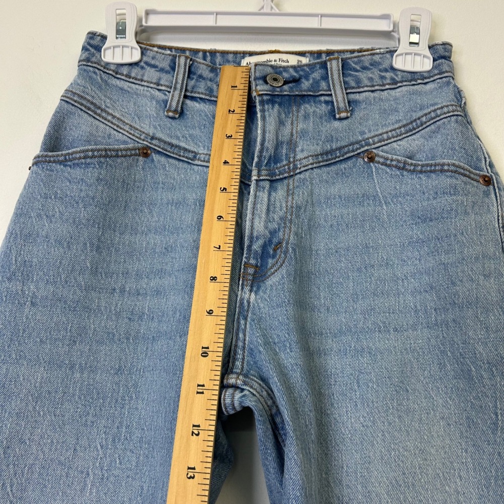 Abercrombie & Fitch Curve Love 90s Relaxed High Rise Jeans Blue Women's 25 Short - Picture 6 of 8